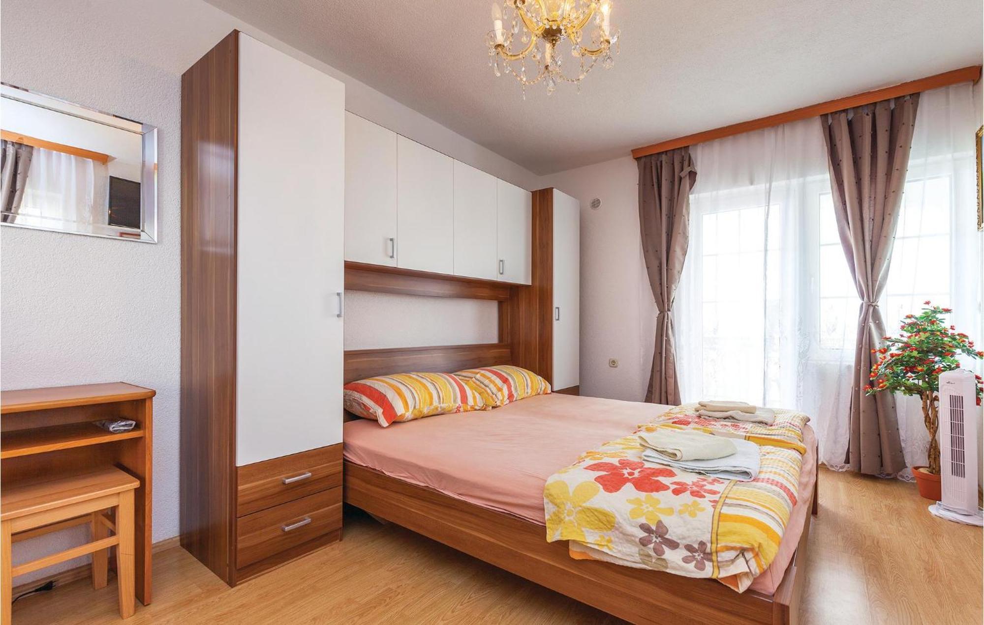 Stunning Apartment In Crikvenica With Wifi Eksteriør billede
