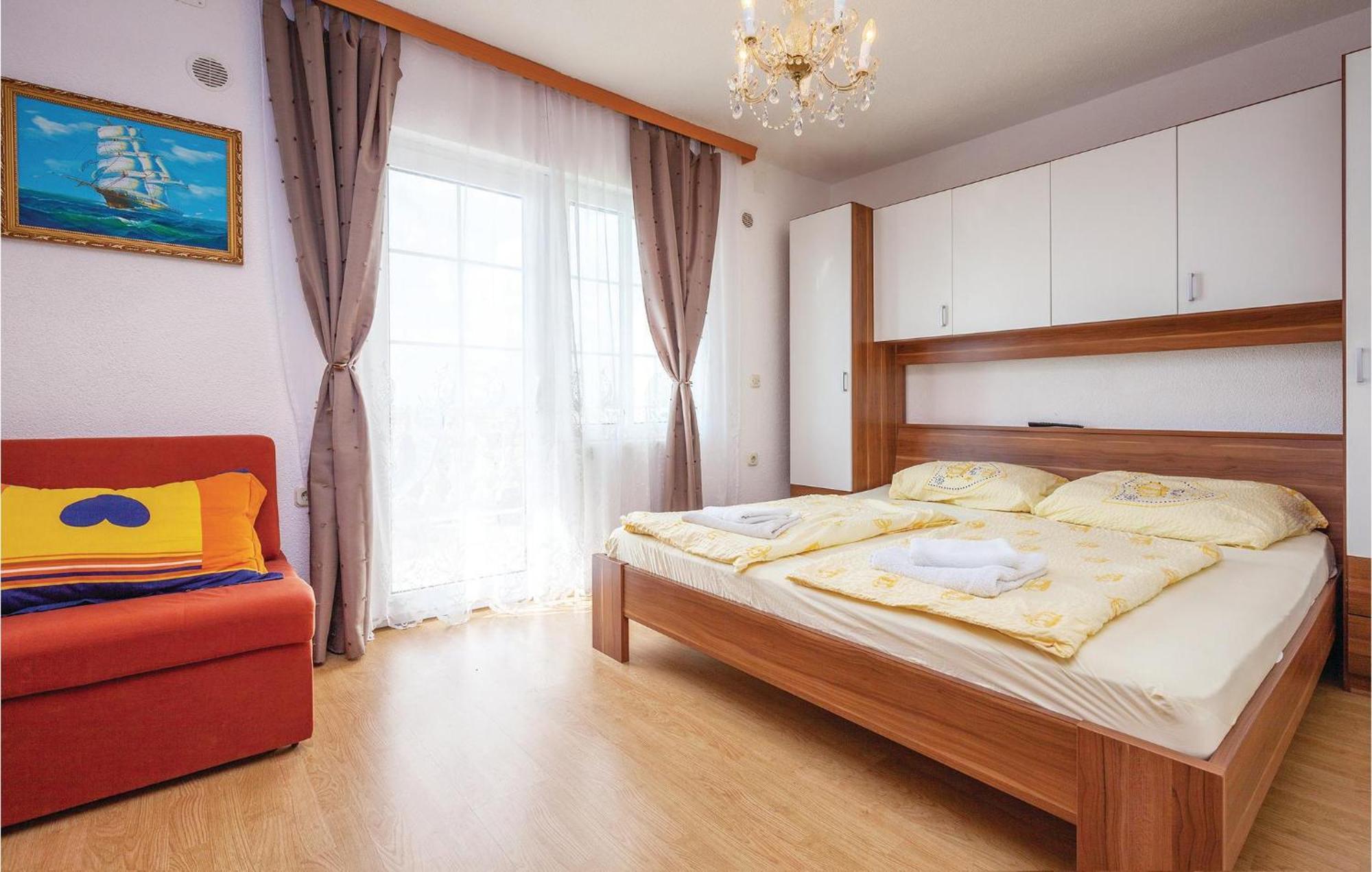Stunning Apartment In Crikvenica With Wifi Eksteriør billede